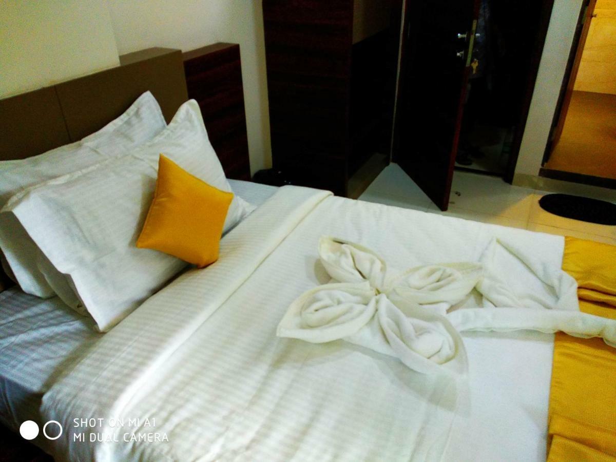 Hotel Nirvana 阿里巴格 外观 照片